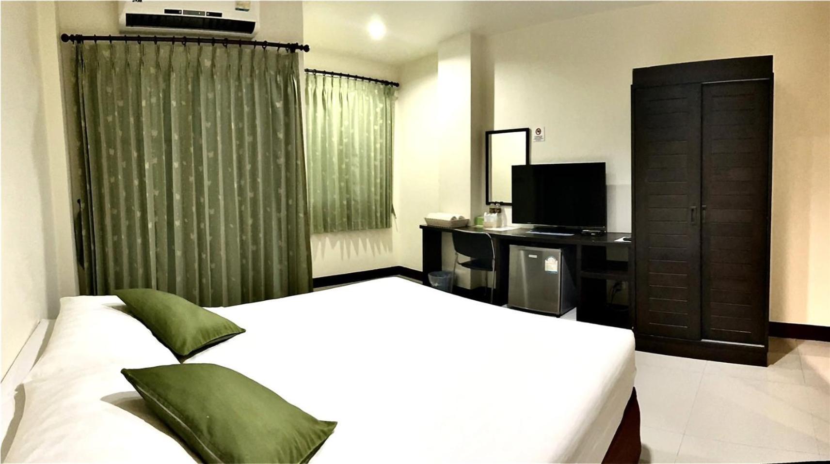 פאנגנגה T.P. Place Hotel מראה חיצוני תמונה